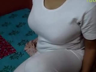 indian woman showing big boobs to will not single out of lover