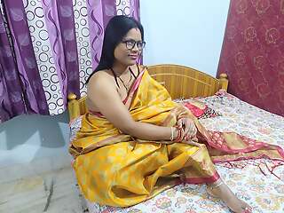 Cute Married Wife Seema Penetrate Bushwa Hard Inside Pussy in Saree With Boyfriend at Diggings on Xhamster
