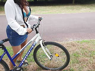 Busty Student ExpressiaGirl Fucks and Cums on a Bike in a Public Park!