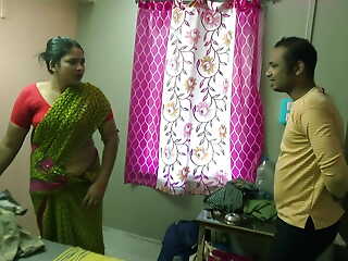 Bengali Boudi Sex with clear Bangla audio! Cheating sex with Big wheel wife!
