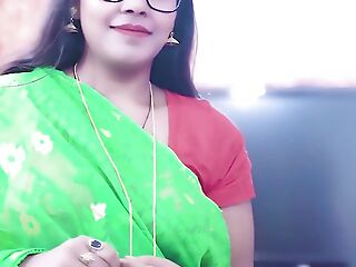 Desi Bhabhi Cheated with Husband and Fucked wits Her Step Fellow-clansman