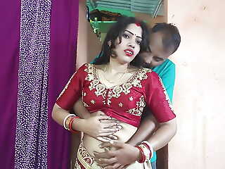 Desi indian hot bhabhi going to bed down her stepbrother hardcore