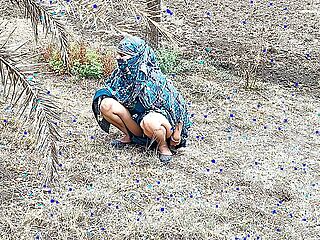 Komal, you are weeping not susceptible the side of the road like this, people's land stands up, doesn't it?