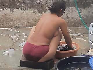 Stepsister&#039;s bath in desi bathroom