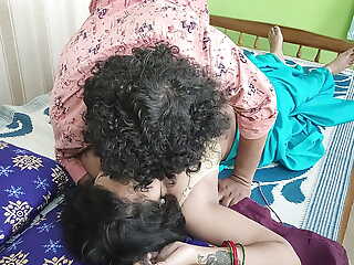 Saree removal and hot romance with coitus by Vaishnavy and Sharun Raj, Mallu couple hot saree removal romance and doing coitus