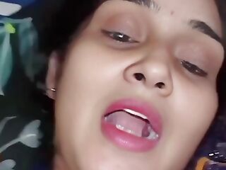 Indian desi aunty was fucked by her boyfriend,full HD uncut hindi sex video of Madhuri bhabhi